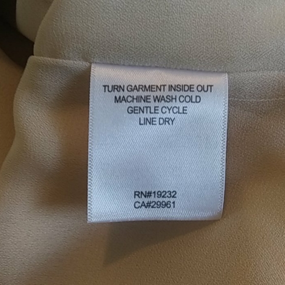 Alfred Dunner Sheer Layered Top - Picture 4 of 4